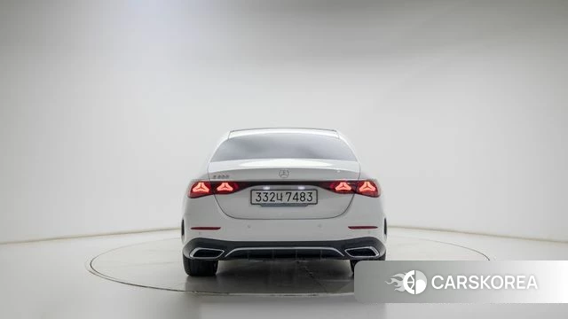Mercedes-Benz E-Class W214 id 5015665 из Кореи 13