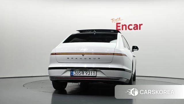 Hyundai Grandeur (GN7) id 5027016 из Кореи 14