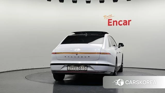 Hyundai Grandeur (GN7) id 4555172 из Кореи 24