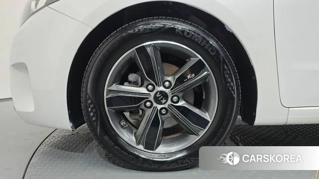 Kia The New K3 id 4978371 из Кореи 25