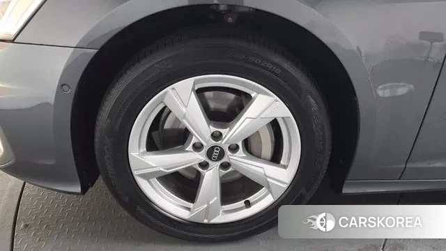 Audi A6 (C8) id 3691338 из Кореи 14