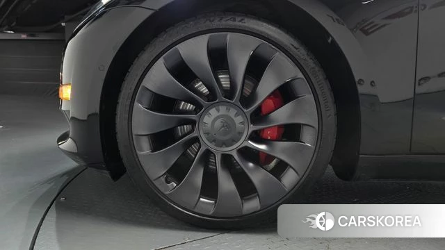 Tesla Model 3 id 4936758 из Кореи 29