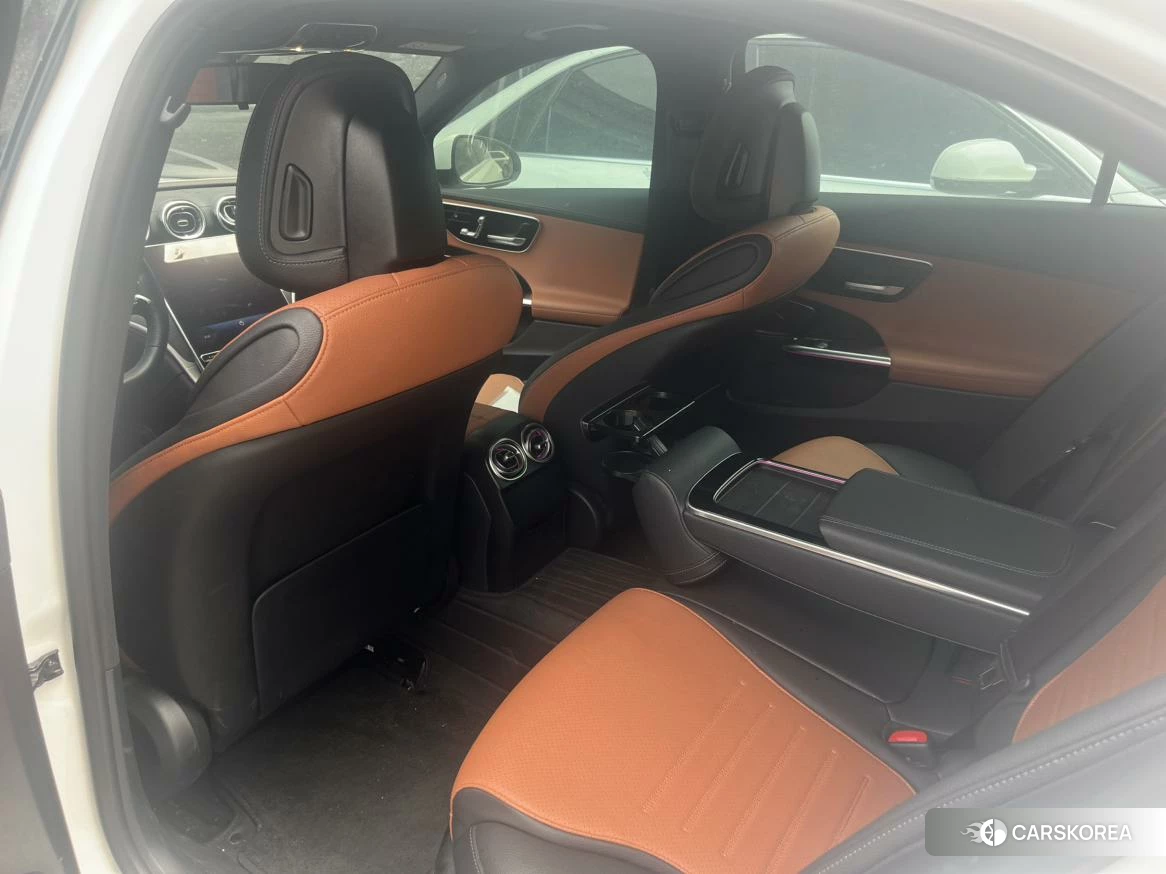Mercedes-Benz C-class 2023 Белый из Китая, фото 4