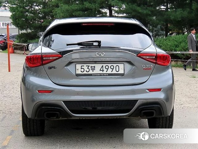 Infiniti Q30 id 4746774 из Кореи 14