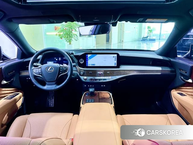 Lexus LS 2025 Черный из Китая, фото 4