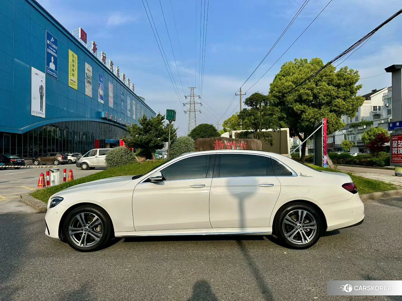 Mercedes-Benz E-Class 2021 Белый из Китая, фото 4