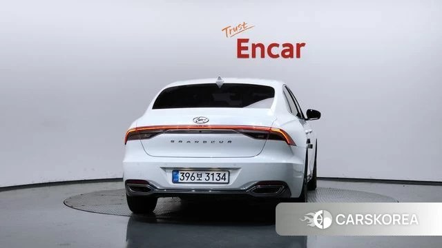 Hyundai The New Grandeur IG id 4647255 из Кореи 30