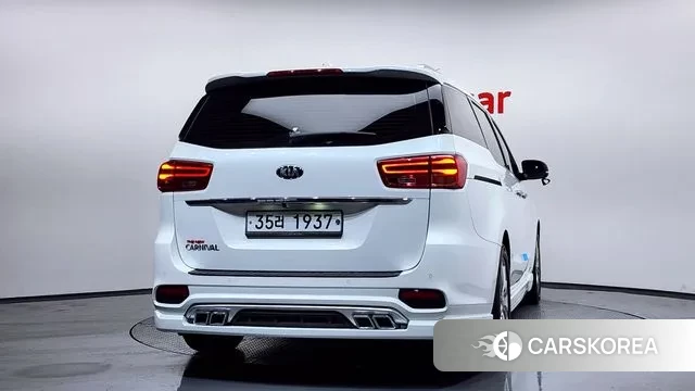 Kia The New Carnival id 3754187 из Кореи 14