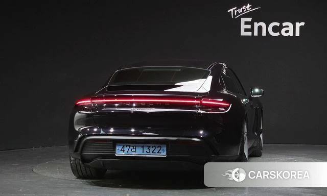 Porsche Taycan id 4982261 из Кореи 26