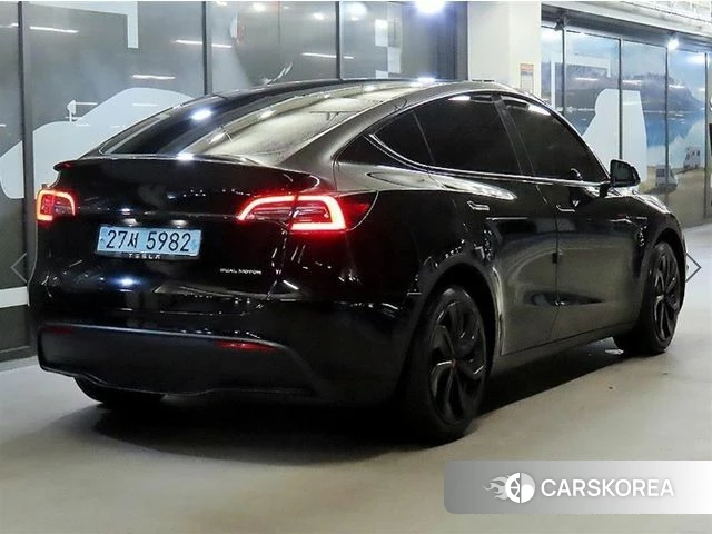 Tesla Model Y id 5031477 из Кореи 14