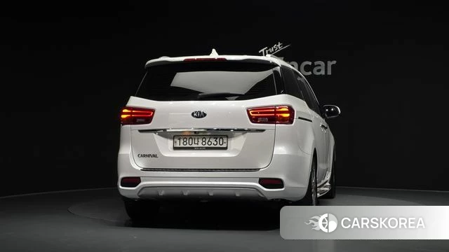 Kia The New Carnival id 4998309 из Кореи 27