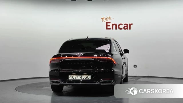 Hyundai The New Grandeur IG id 4697549 из Кореи 30