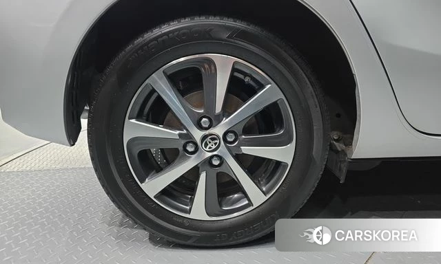 Toyota Prius C id 4967855 из Кореи 24