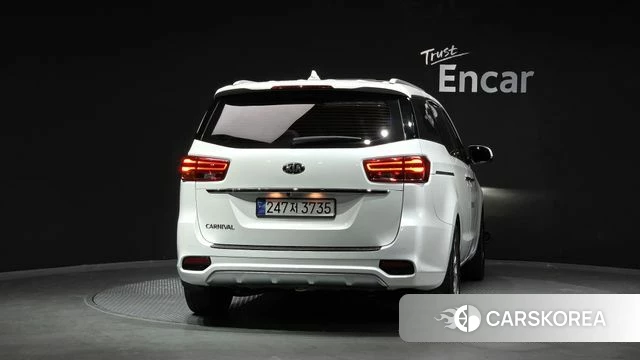 Kia The New Carnival id 4998124 из Кореи 14