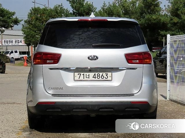 Kia The New Carnival id 5041963 из Кореи 14