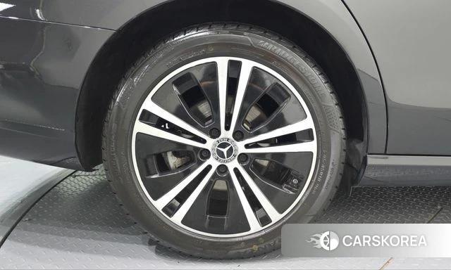 Mercedes-Benz E-Class W213 id 5034911 из Кореи 24