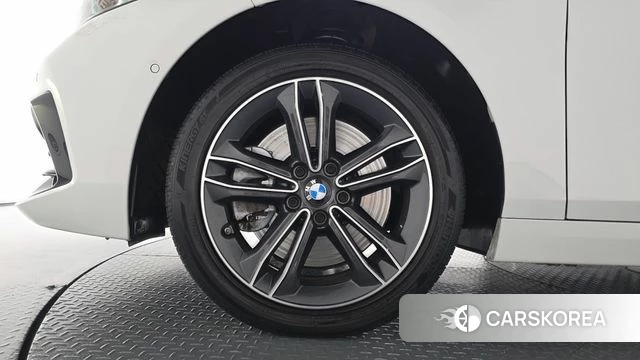 BMW 1 Series (F40) id 4941256 из Кореи 31