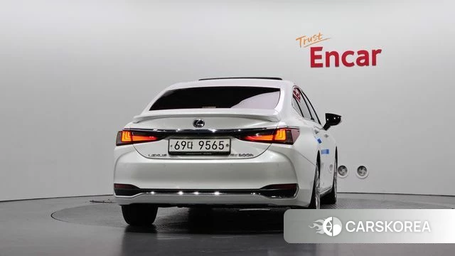 Lexus ES300h 7th generation id 4943947 из Кореи 14