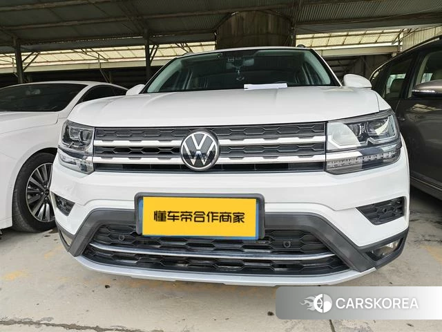 Volkswagen Tharu 2021 Белый из Китая, фото 4