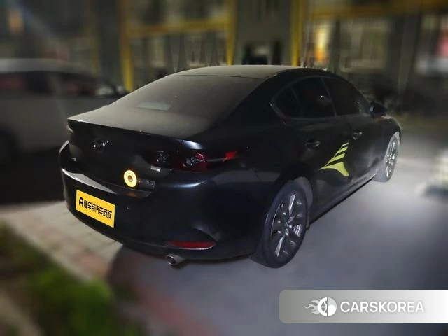 Mazda 3 2021 Темно-серый из Китая, фото 4