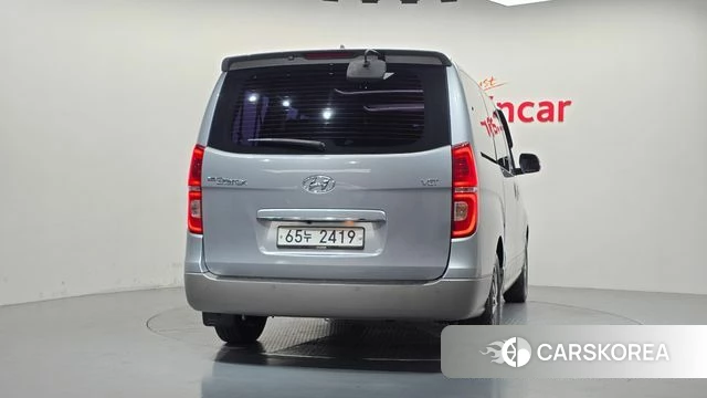 Hyundai The New Grand Starex id 5042261 из Кореи 14