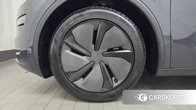 Tesla Model Y id 4921030 из Кореи 26