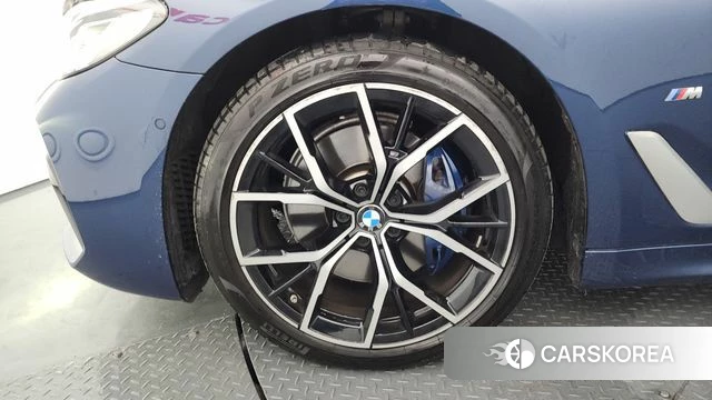 BMW 5 Series (G30) id 4573429 из Кореи 29