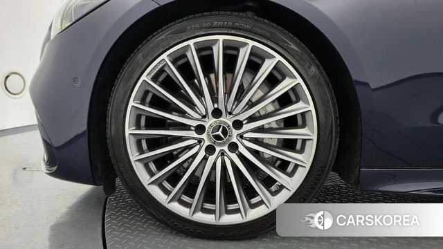 Mercedes-Benz C-Class W206 id 4965455 из Кореи 25