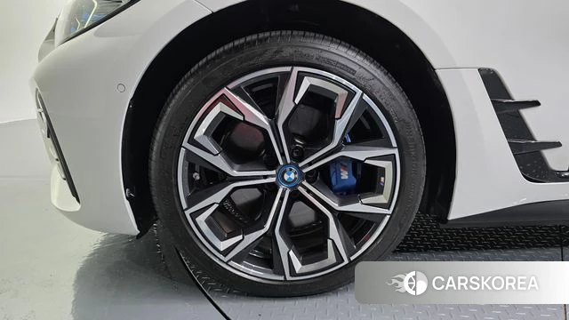 BMW i4 id 5046588 из Кореи 28