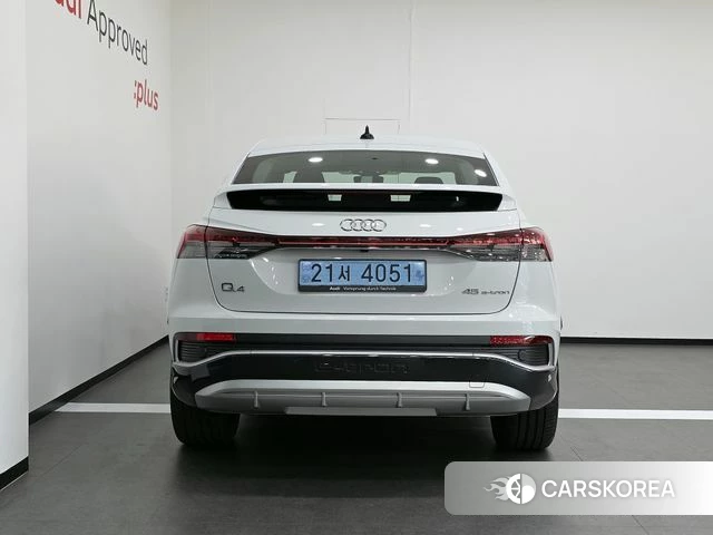 Audi Q4 e-Tron (F4) id 4979958 из Кореи 14
