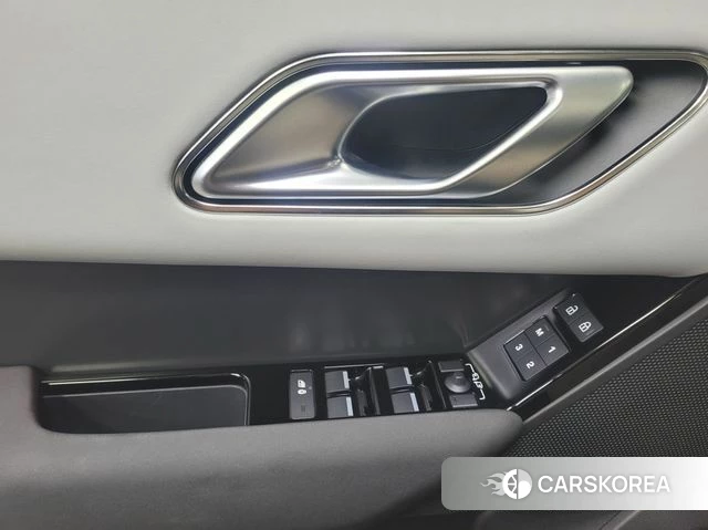 Land Rover Range Rover Velar id 4928365 из Кореи 14