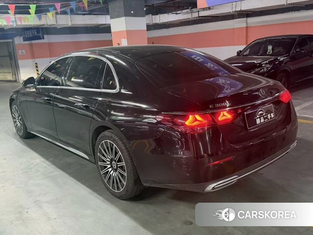 Mercedes-Benz E-Class 2025 Черный из Китая, фото 5