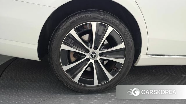 Mercedes-Benz E-Class W213 id 4923232 из Кореи 24