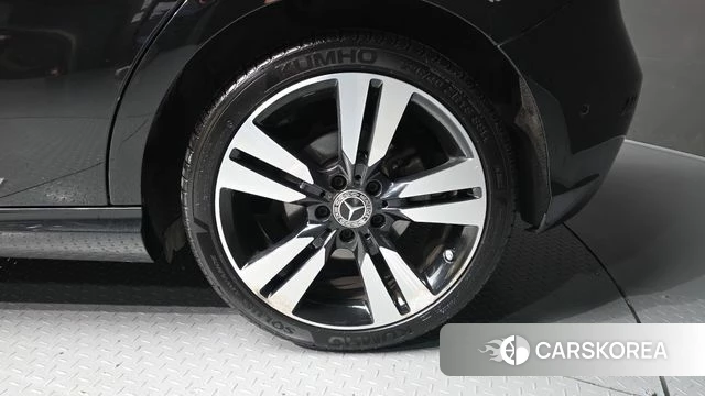 Mercedes-Benz A-Class W176 id 5054710 из Кореи 24