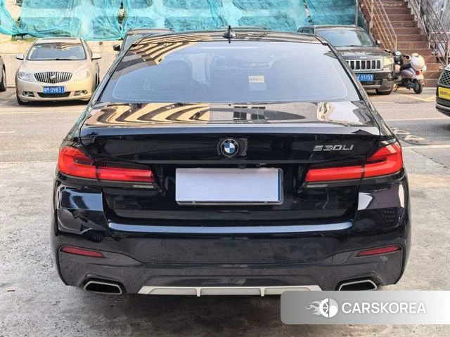 BMW 5 series 2021 Черный из Китая, фото 6
