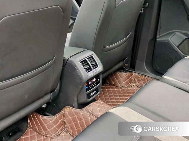 Volkswagen Tayron 2021 Синий из Китая, фото 4