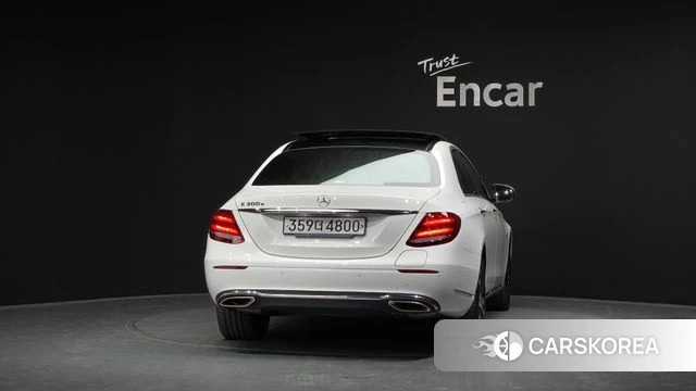 Mercedes-Benz E-Class W213 id 4959842 из Кореи 14