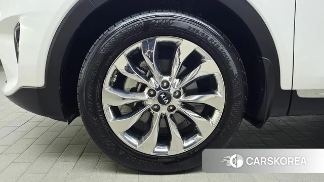 Kia The New Sorento id 4988424 из Кореи 30