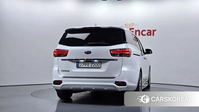 Kia The New Carnival id 4993648 из Кореи 30