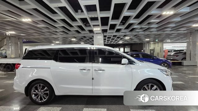 Kia The New Carnival id 5018260 из Кореи 14