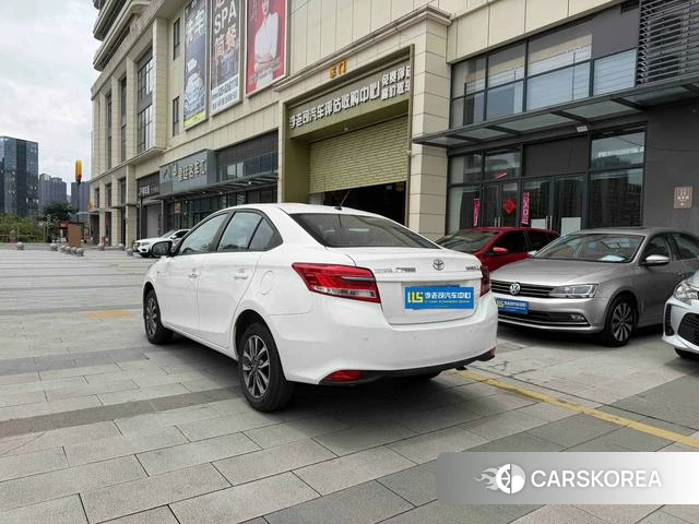 Toyota Yaris L 2023 Белый из Китая, фото 4