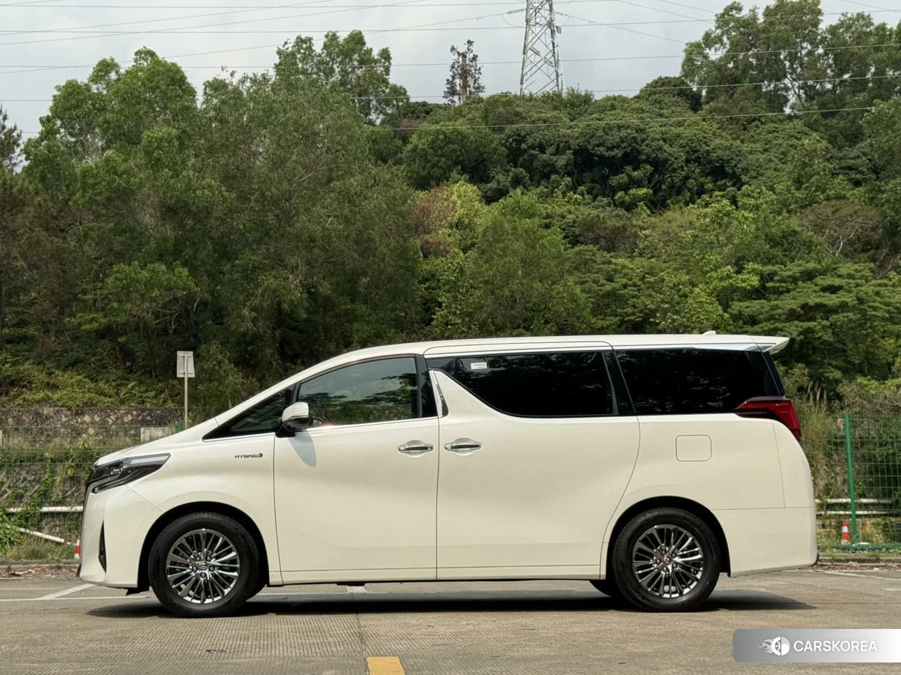 Toyota Alphard 2021 Белый из Китая, фото 6