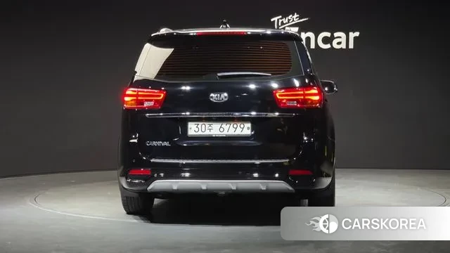 Kia The New Carnival id 3789648 из Кореи 14