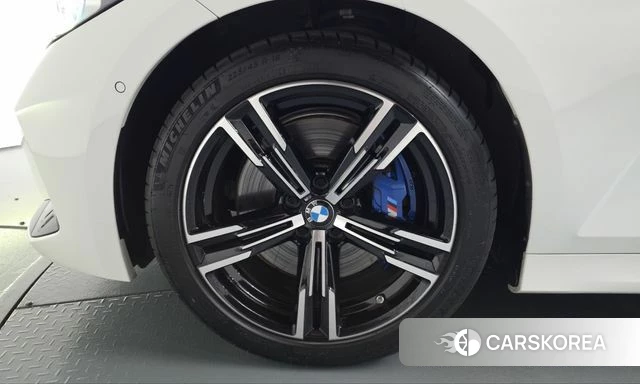 BMW 3 Series (G20) id 5016101 из Кореи 29