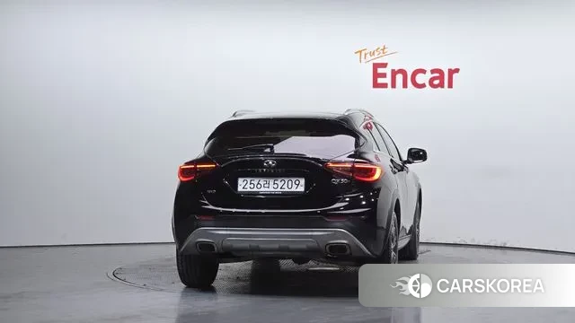Infiniti QX30 id 3607938 из Кореи 14