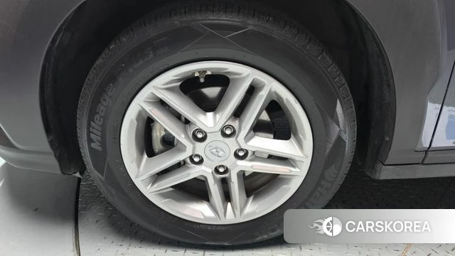 Hyundai The New Kona id 4943060 из Кореи 24
