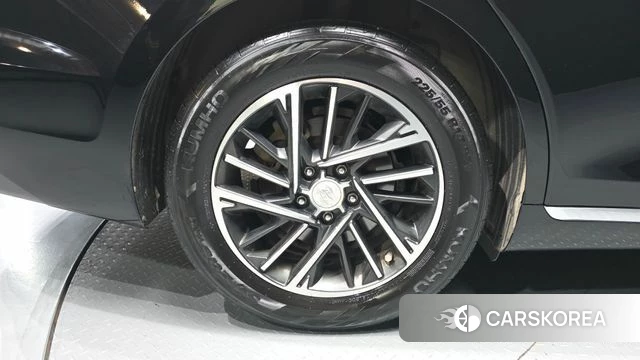 Hyundai The New Grandeur IG id 4775689 из Кореи 24