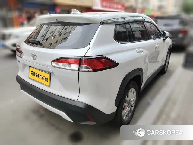 Toyota Corolla 2024 Белый из Китая, фото 4