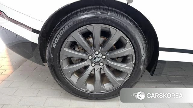 Land Rover Range Rover Velar id 4998695 из Кореи 28