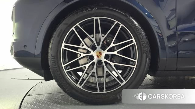 Porsche Cayenne (PO536) id 4990826 из Кореи 31